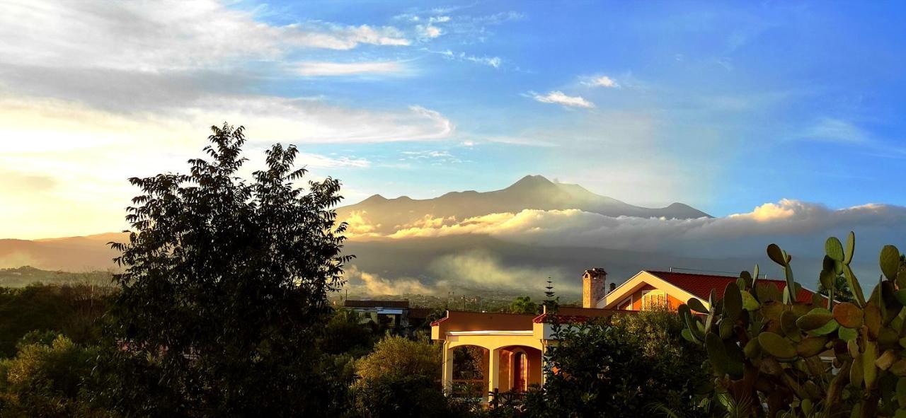 Casa Del Sole Con Vista Sull'Etna A 200 Mt Dal Mare Villa Acireale Eksteriør bilde